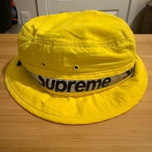 Supreme bucket hat